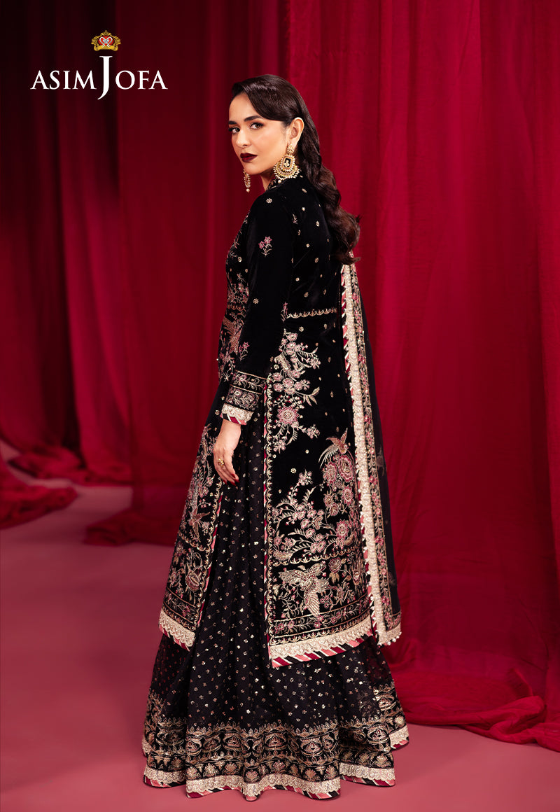 AJMVD-01 EMBROIDERED VELVET STITCHED 3 PCS