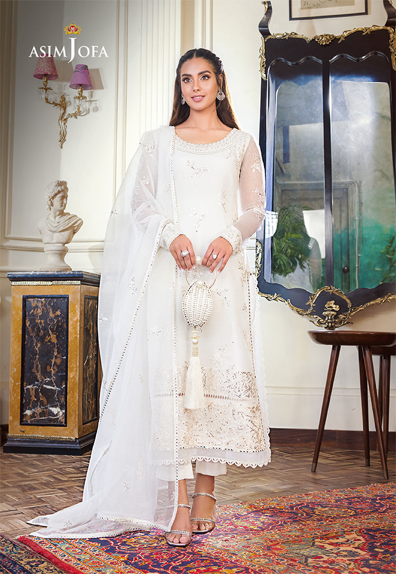 white christmas dresses Off-white net lehenga choli with pearl and sequins work