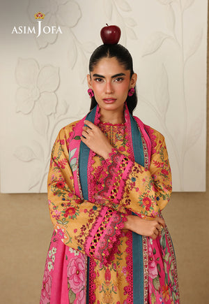 Asim Jofa AJUBC-02 ochre yellow floral printed lawn shirt – front portrait with fuchsia dupatta and apple on model's head