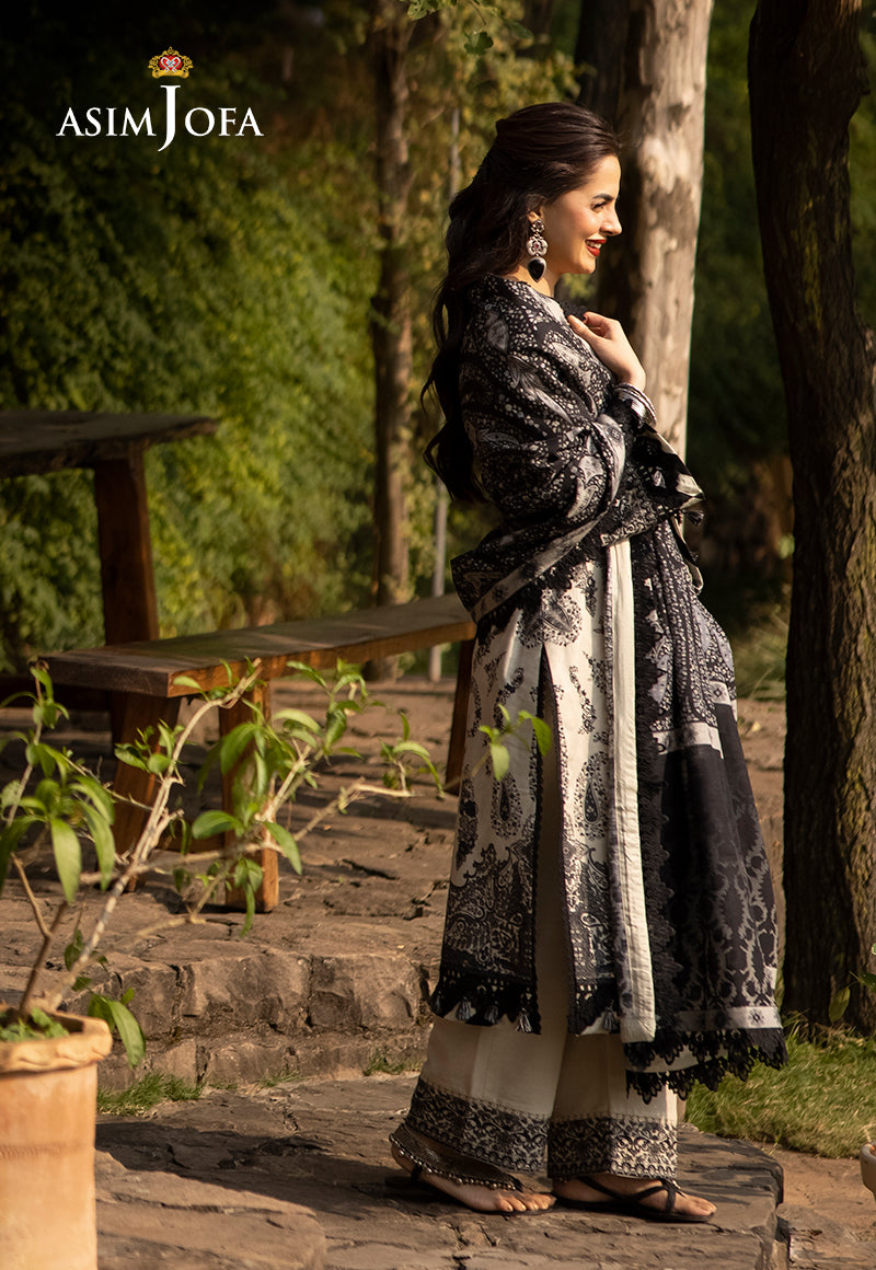 AJUW-04 EMBROIDERED KHADDAR 3 Pcs