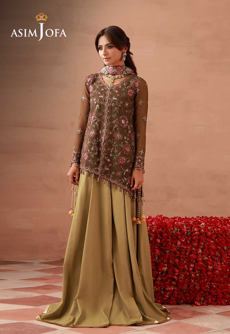 Retail Price: 7,499/-PKR