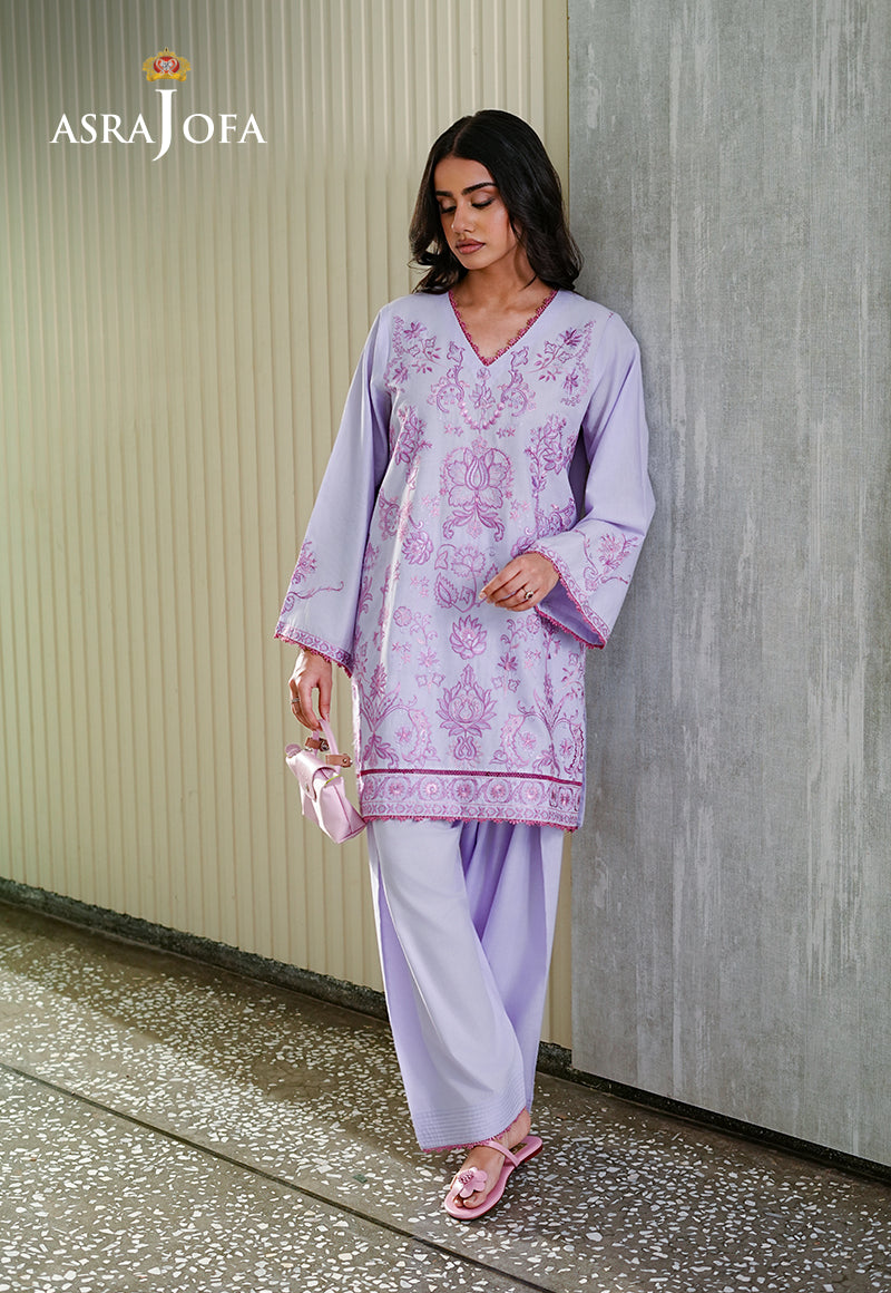 Asra Jofa ASAE-01 lavender embroidered cambric 2-piece suit â€“ model looking down, side pose