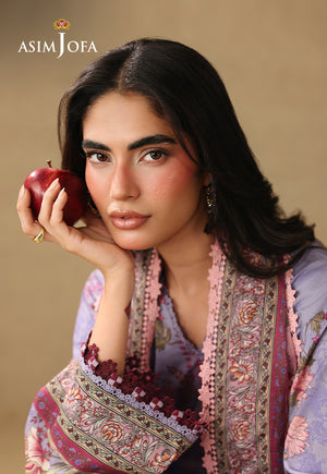 Asim Jofa AJUBC-06 lilac printed lawn suit – portrait close-up of patterned cuff and pink dupatta border, with a red apple