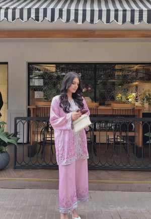 Asra Jofa ASPS-02 lilac floral printed charmeuse silk stitched 2-piece co-ord set with matching printed trouser – product video