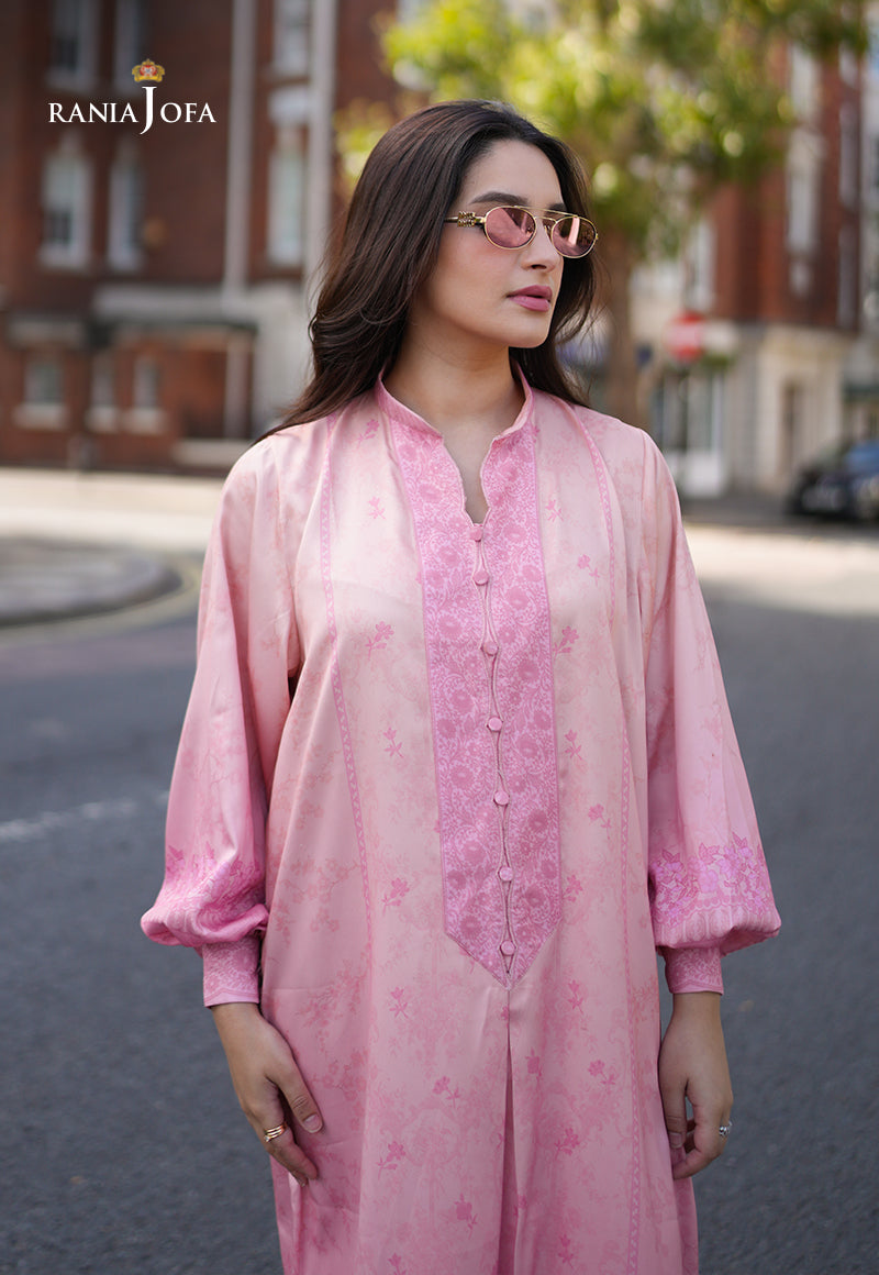 Rania Jofa Peach Sorbet RJPS-03 coral pink charmeuse silk embroidered long shirt – upper body front facing London street view with sunglasses