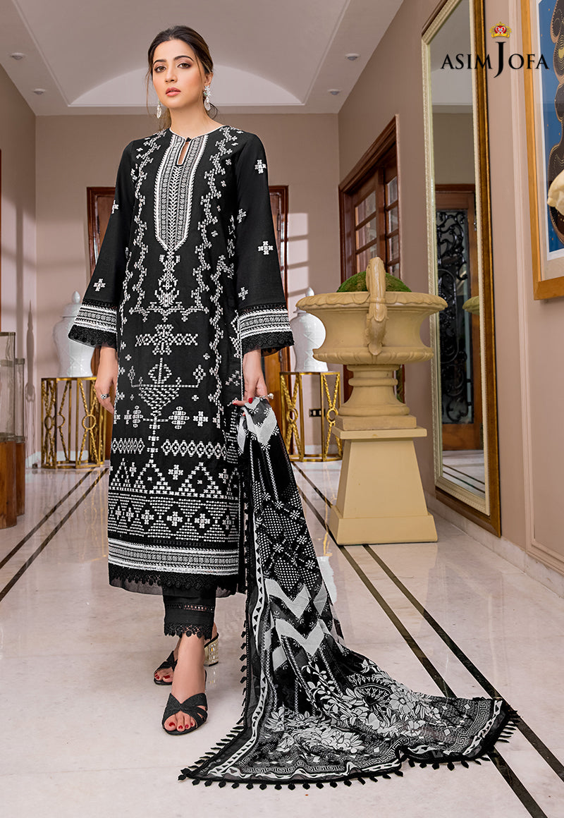 Pin by Xartasha Jan on Quick Saves | Frock designs for women, Black dress  design pakistani, Pakistani dresses casual simple stylish
